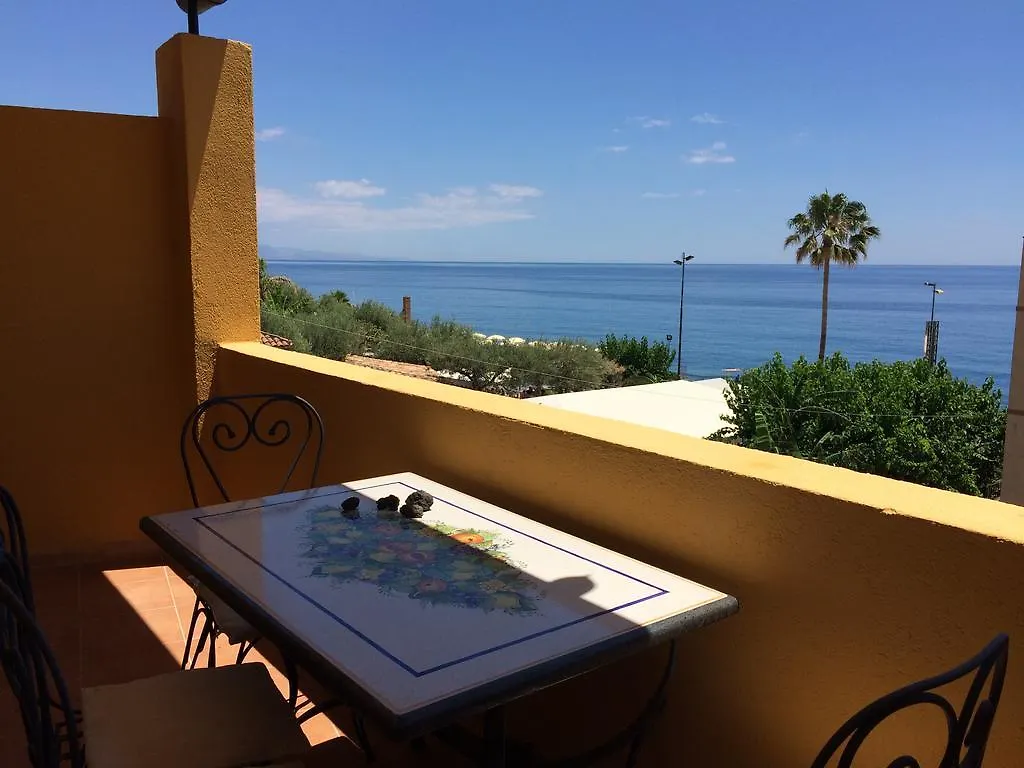 Holiday home Torre Dei Pirati Villa Letojanni Italy